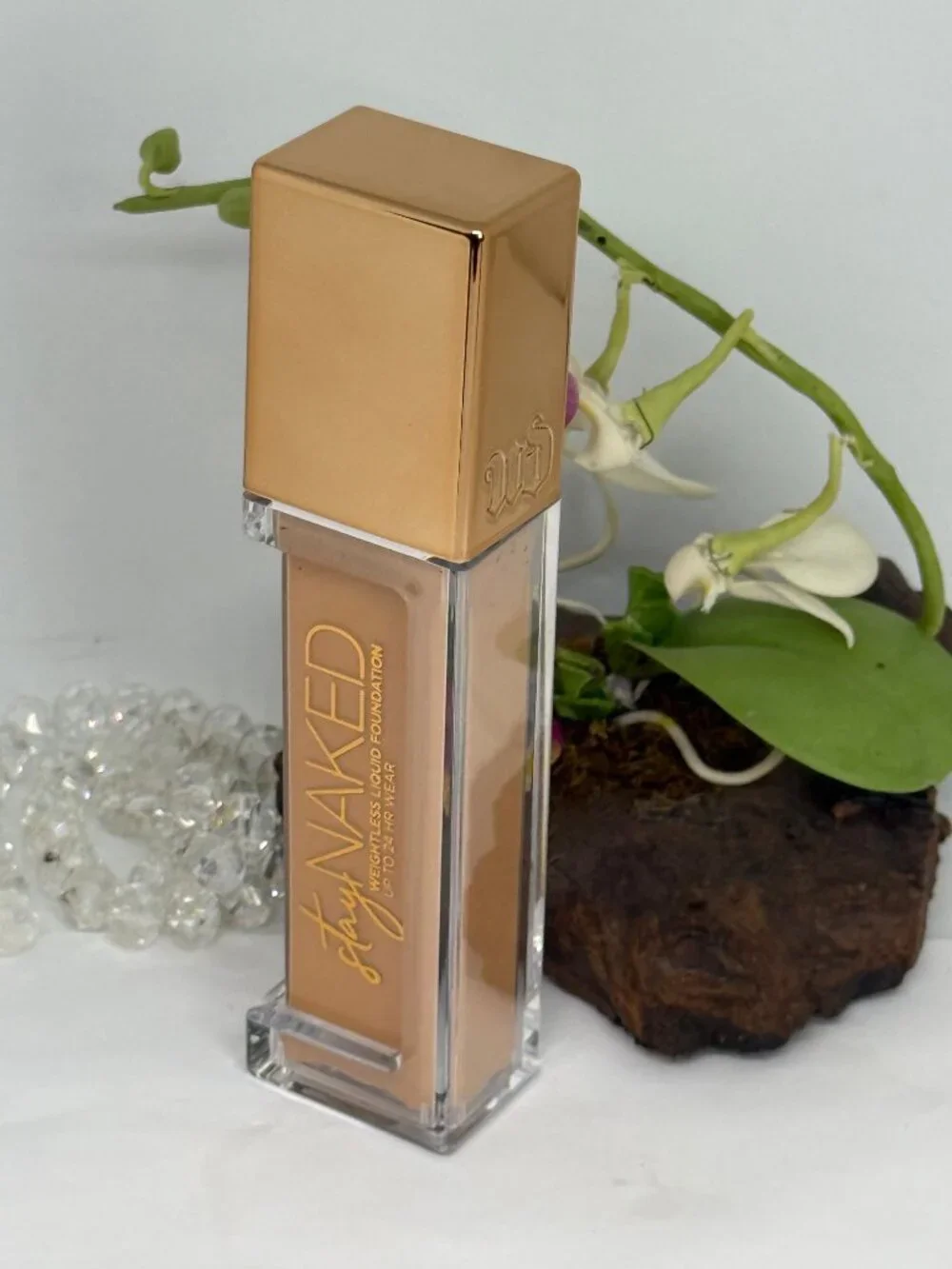 Urban Decay Stay Naked Weightless Liquid Foundation - 40CP - 1 fl oz -New in Box